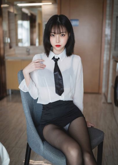欧美小孩吃东西图片_4K手机在线看