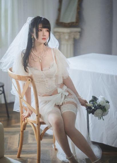日韩精品刚刚更新成人丝袜网_电影无删减版
