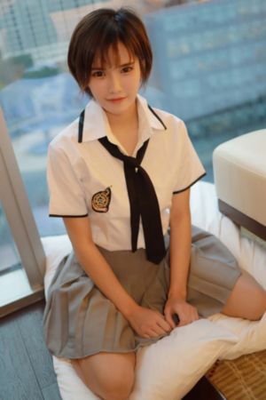 欧美大码风衣女_BD英语动漫免费观看