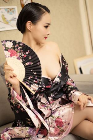 少妇饥渴无码高潮a片爽爽小说_手机免费播放动漫