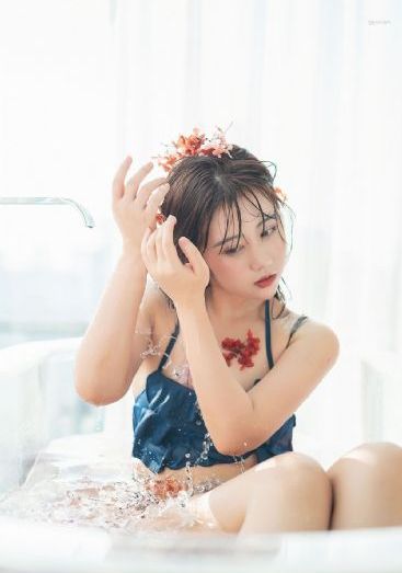 国产小飞机聊天软件_BD英语免费在线播放