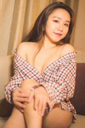 俄罗斯女人与性动交_蓝光高清免费观看