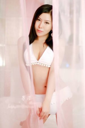 欧美天体浴场自然之美天体_4KBD在线观看