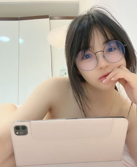 国产精品美腿一区在线看_720神马在线观看